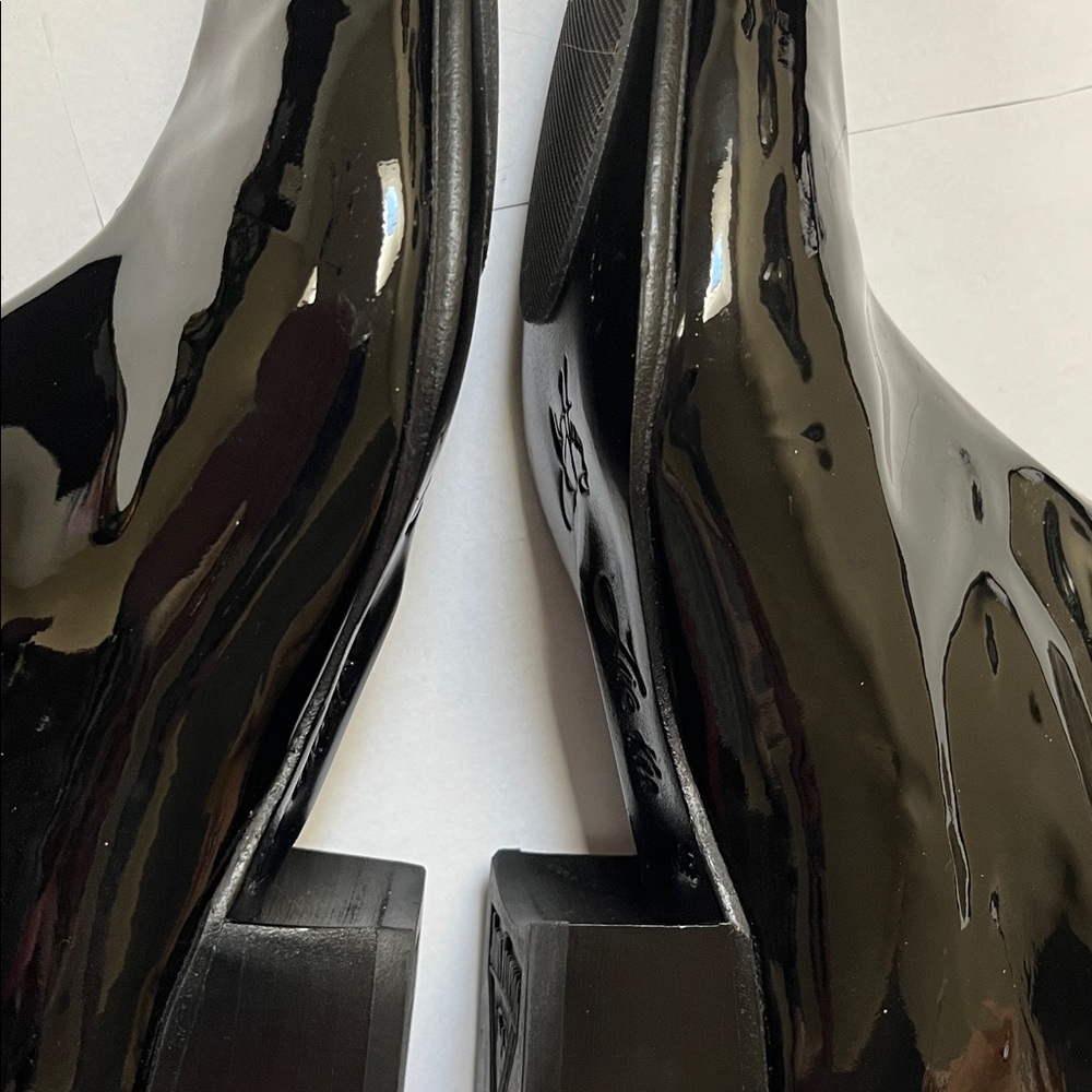 FLUEVOG  Glossy Black ankle BOOTS! 8.5m - Picture 4 of 7